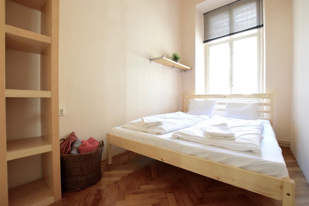 Apartment Budget By Hi5 - Október 6 Str 4 Budapest